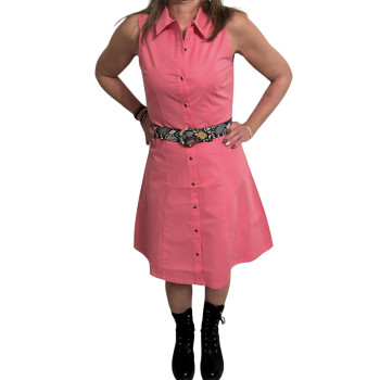 Robe sans manches et...